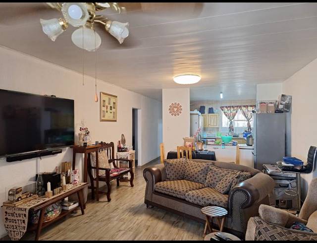 3 BEDROOM TOWNHOUSE FOR SALE IN BRAKPAN CENTRAL